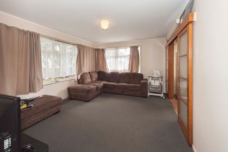 Photo of property in 99 Universal Drive, Henderson, Auckland, 0610