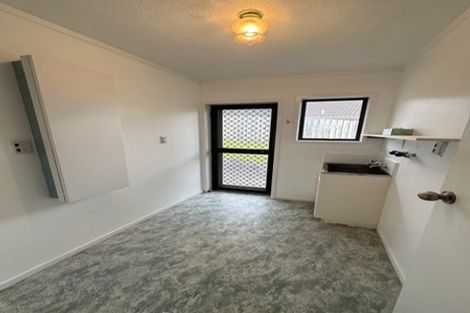 Photo of property in 59a View Road, Henderson, Auckland, 0612