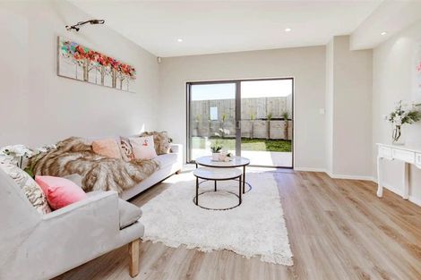 Photo of property in 10b Kotahitanga Street, Papakura, 2110