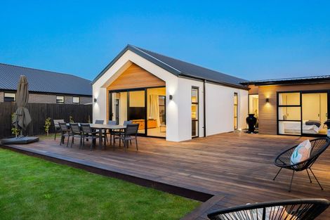 Photo of property in 30 Haughey Drive, Mairehau, Christchurch, 8052