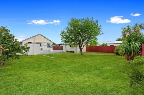 Photo of property in 24 Bournemouth Crescent, Aranui, Christchurch, 8061