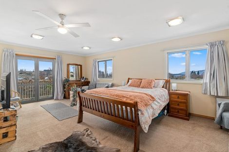 Photo of property in 1 Hollyhock Lane, Wanaka, 9305