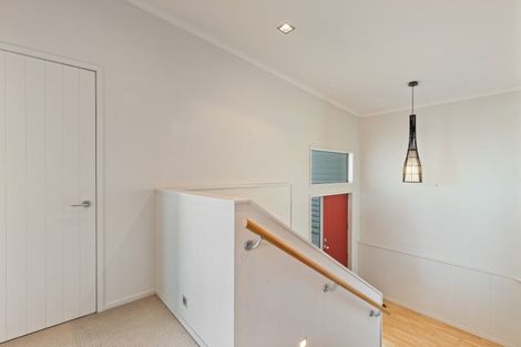 Photo of property in 42b Calvert Road, Lynmouth, New Plymouth, 4310