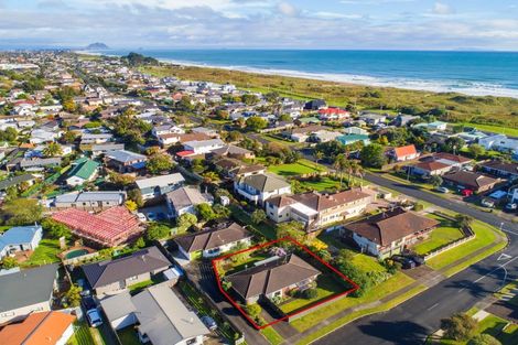 Photo of property in 2 Opal Drive, Papamoa Beach, Papamoa, 3118