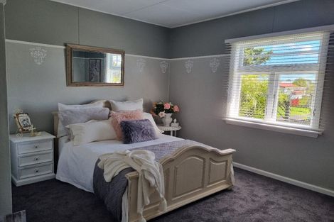 Photo of property in 43 York Street, Levin, 5510