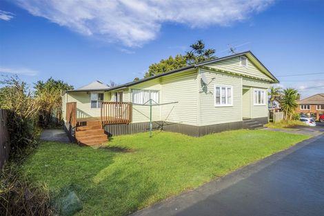 Photo of property in 14 Golf Avenue, Otahuhu, Auckland, 1062