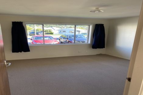 Photo of property in 9/8 Oxford Street, Tawa, Wellington, 5028