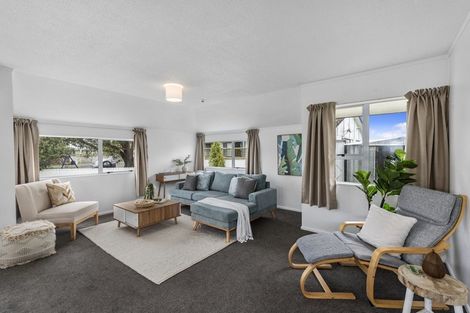 Photo of property in 2 Rosewood Place, Paraparaumu, 5032