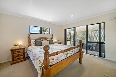 Photo of property in 31 Lough Bourne Drive, Pukekohe, 2120