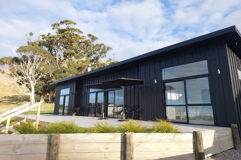 Photo of property in 4b Shoal Beach Road, Aramoana, Omakere, 4271