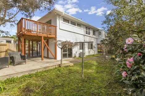 Photo of property in 42a Woodglen Road, Glen Eden, Auckland, 0602