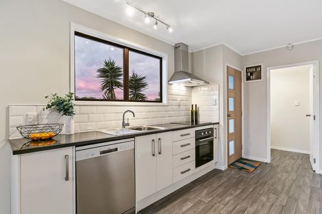 Photo of property in 7 Holborn Place, Papatoetoe, Auckland, 2025