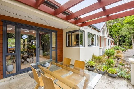 Photo of property in 103 Huia Street, Waikanae, 5391