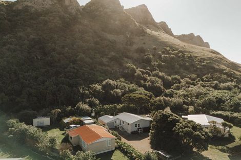 Photo of property in 19 Kapiti Place, Kairakau, Elsthorpe, 4295