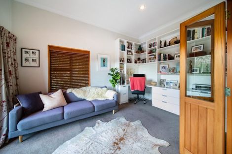 Photo of property in 17 Mcmillan Road, Mimihau, Wyndham, 9892