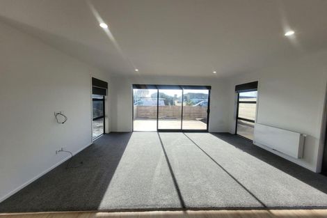 Photo of property in 6 Te Ara O Ngakeiha, Fitzroy, New Plymouth, 4312