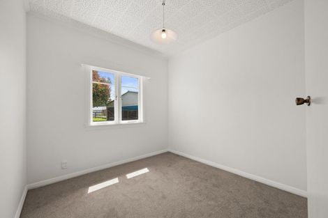 Photo of property in 38 Farrand Road, Kumeu, 0891