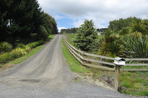 Photo of property in 29 Annett Road, Kumeu, 0891