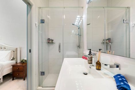 Photo of property in 189a Edmonton Road, Te Atatu South, Auckland, 0610