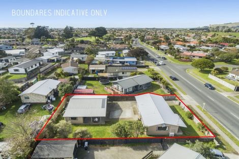 Photo of property in 215 Gravatt Road, Papamoa Beach, Papamoa, 3118