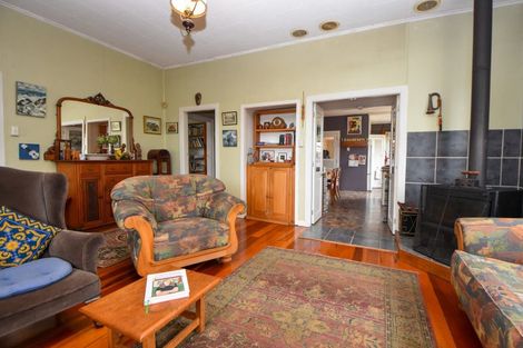 Photo of property in 94 Pembroke Street, Carterton, 5713