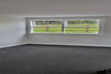 Photo of property in 195 Riverhead Road, Kumeu, 0892