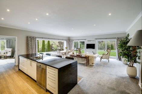 Photo of property in 254 Blackbarn Road, Havelock North, 4294