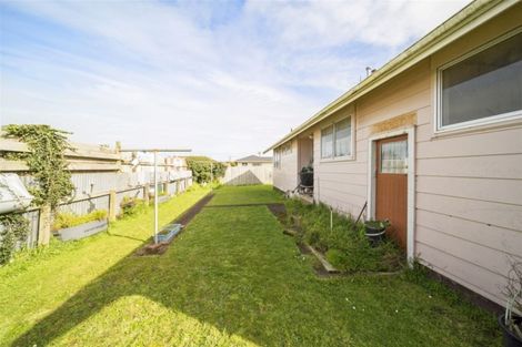 Photo of property in 21a Acourt Street, Hawera, 4610