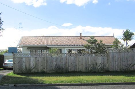 Photo of property in 22 Oranga Road, Kensington, Whangarei, 0112