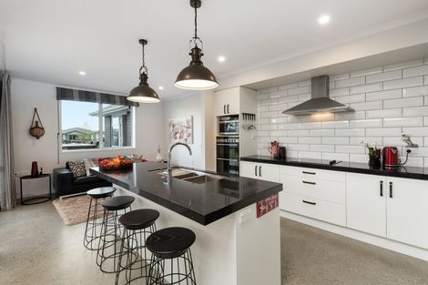 Photo of property in 34 Cassinia Close, Papamoa Beach, Papamoa, 3118