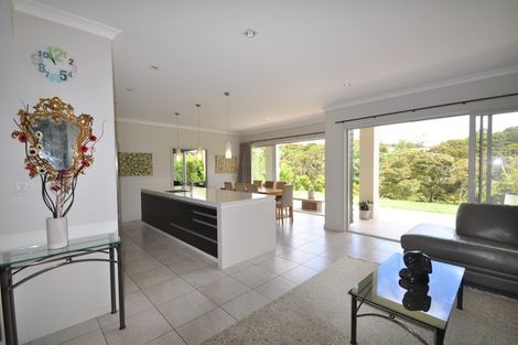 Photo of property in 8 Skippers Close, Haruru, 0204