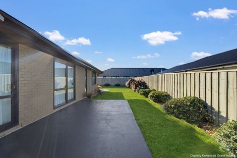 Photo of property in 32 Chris Drive, Rolleston, 7614