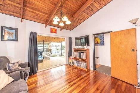 Photo of property in 17 Toi Street, Tawhero, Whanganui, 4501