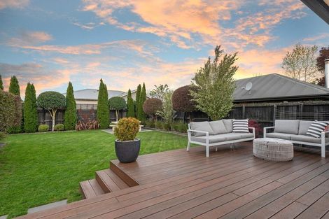 Photo of property in 6 Claremont Avenue, Papanui, Christchurch, 8053