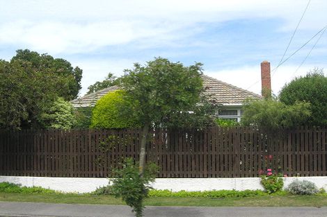 Photo of property in 170 Weston Road, St Albans, Christchurch, 8052