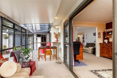 Photo of property in 102 Waikawa Road, Picton, 7220