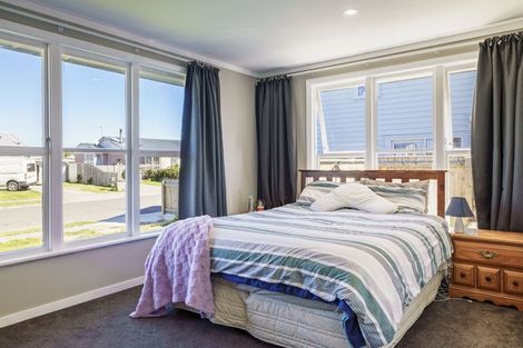 Photo of property in 16 Venables Avenue, Onekawa, Napier, 4110