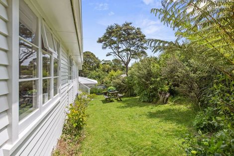 Photo of property in 5 Cross Street, Raglan, 3225