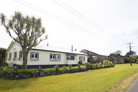 Photo of property in 327 Wanganui Flat Road, Harihari, 7884
