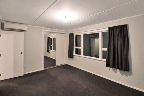 Photo of property in 58 Aniseed Grove, Timberlea, Upper Hutt, 5018