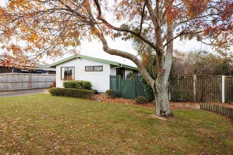 Photo of property in 35 Moyne Avenue, Milson, Palmerston North, 4414