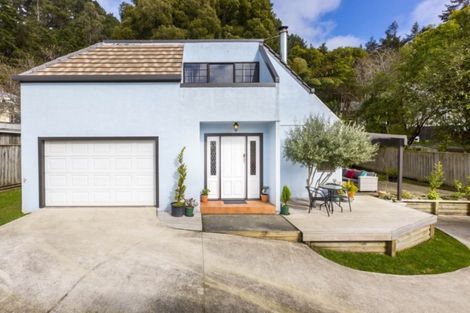 Photo of property in 2/464 Stokes Valley Road, Stokes Valley, Lower Hutt, 5019