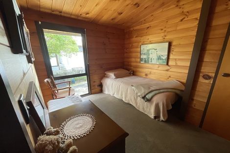 Photo of property in 4 Malfroy Lane, Raumati Beach, Paraparaumu, 5032