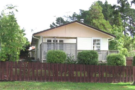 Photo of property in 7 Allington Road, Massey, Auckland, 0614