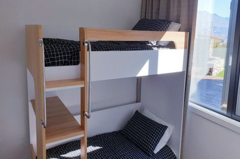 Photo of property in 6 Clutha Place, Wanaka, 9305