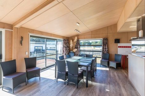 Photo of property in 35 Barling Street, Himatangi Beach, Foxton, 4891