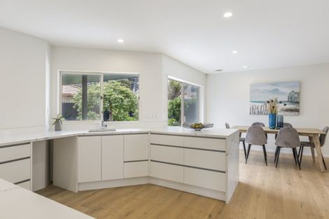 Photo of property in 26 Judd Place, Orewa, 0931