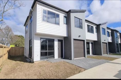 Photo of property in 425a Great South Road, Opaheke, Papakura, 2113