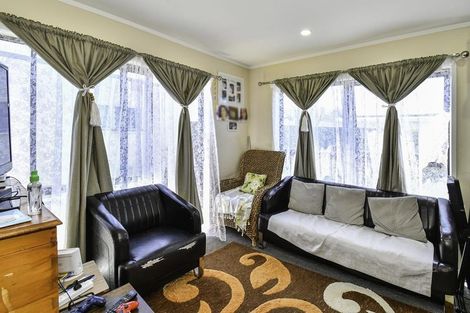 Photo of property in 25 Hyde Street, Manurewa East, Auckland, 2102