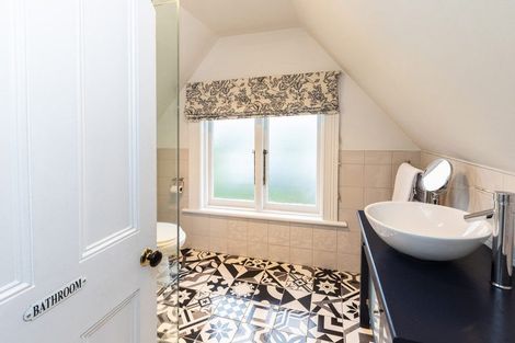 Photo of property in 172 Blighs Road, Strowan, Christchurch, 8052